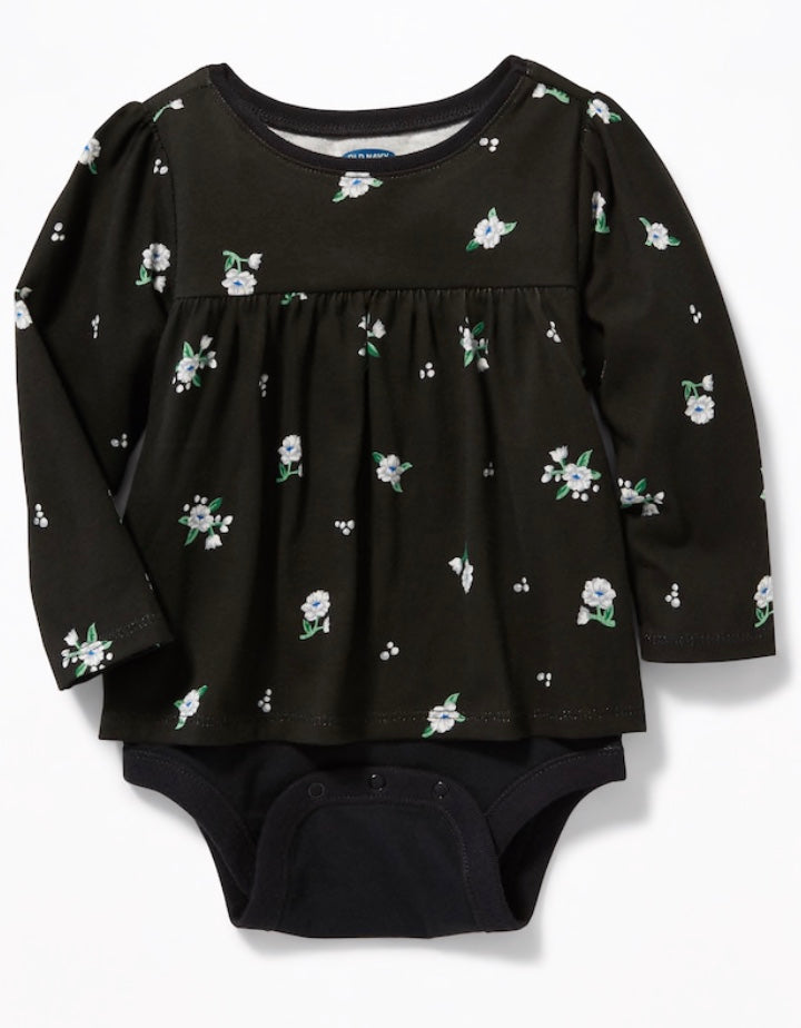 Dress pinunder image 0