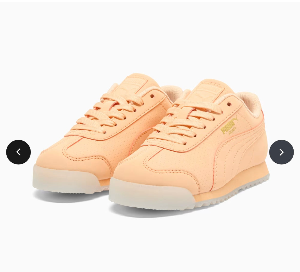 Puma sneakers  image 1