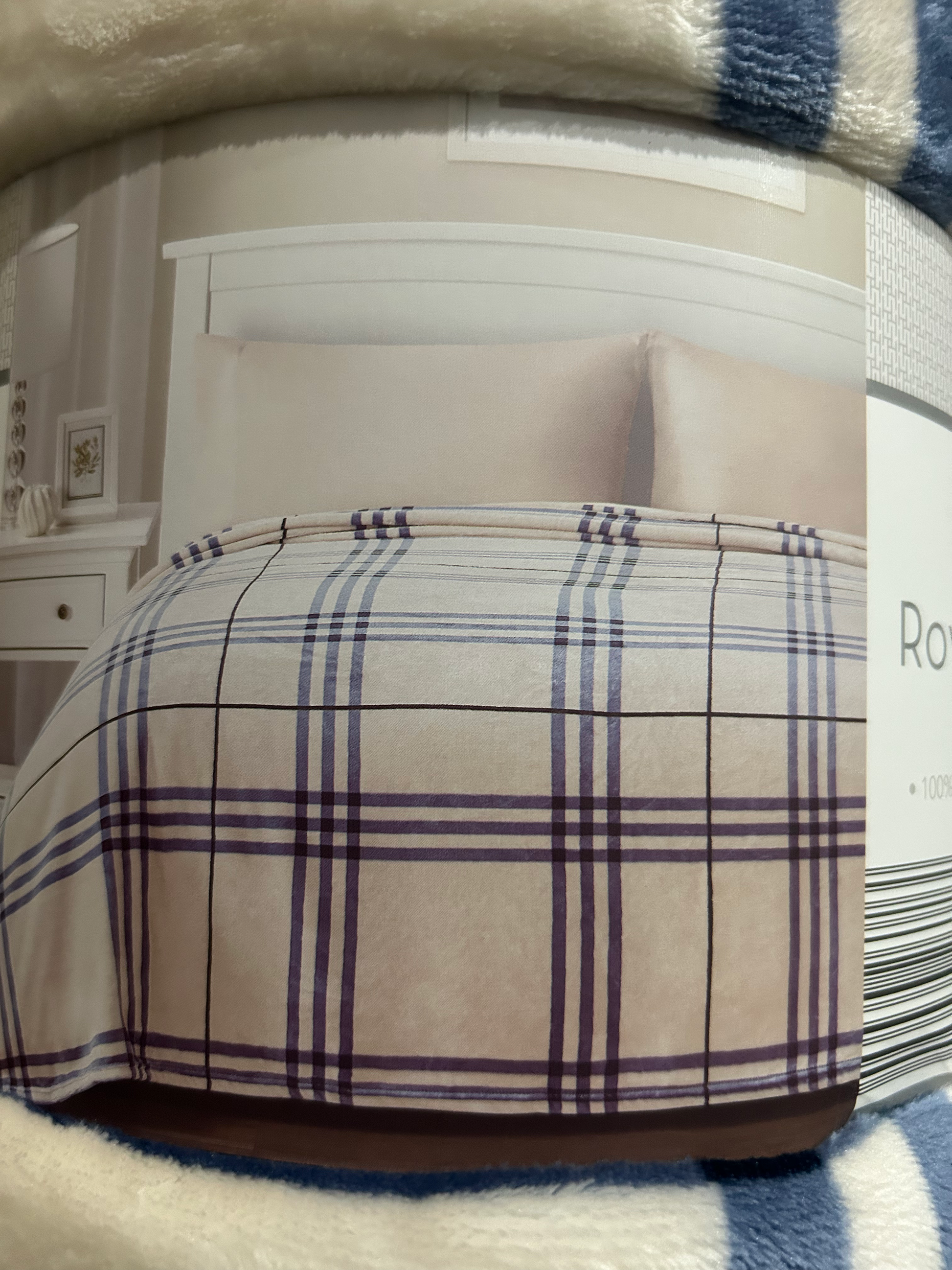 Huntington Home Royal Plush Blankets   image 2