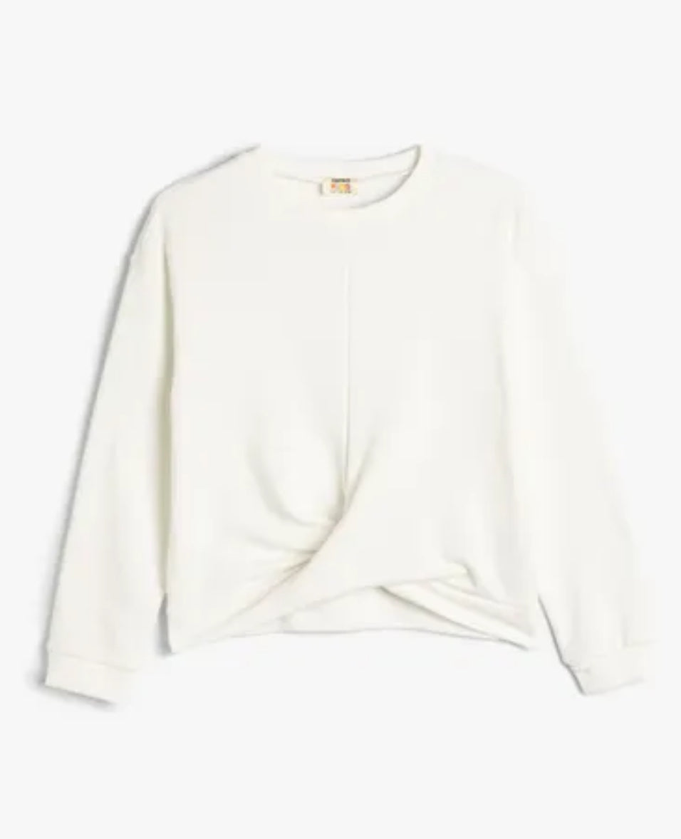 Old navy sweater tops  image 1